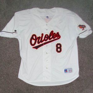 mens size  extra large  baseball jersey xl large Orioles Ripken  # 8  shirt fan